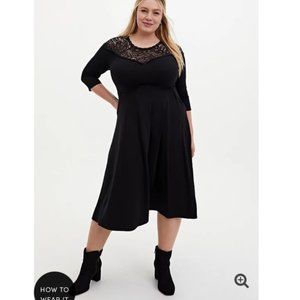 Torrid NWT's SUPER SOFT & LACE YOKE BLACK MIDI DRE